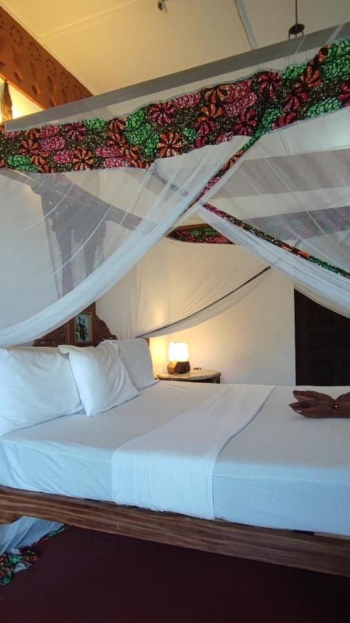 Warere Town House By Zanzibar Gem Otel Dış mekan fotoğraf